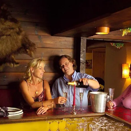 Austria Hotel 3*